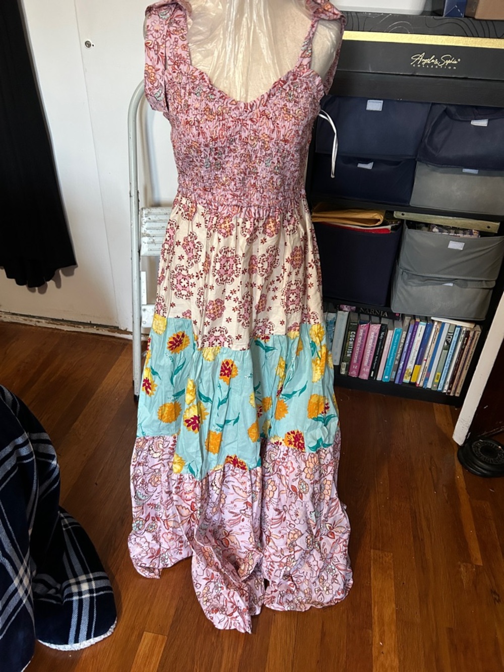Nanette Lepore Pink & Cream Tiered Floral Maxi Dress size medium nwt - Picture 2 of 6